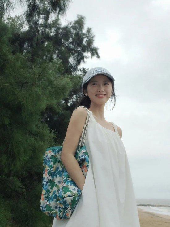 很羡慕，沈月的松弛感  第13张