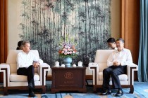 陈吉宁会见华平投资集团主席蒂莫西·盖特纳