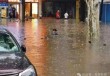 武汉发布暴雨临灾警报！武大校门口被淹，“有人过马路积水接近胸口”！保卫部：积水基本已消退，目前水到脚踝处