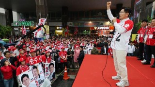 韩国大选将至，尹锡悦退党，执政党“切割”能否挽回民意？