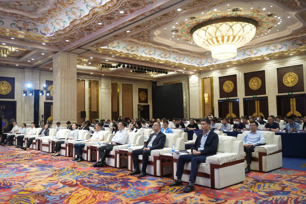 2025中国互联网大会镇江分站:探讨AI推动产业发展的机遇 第4张 2025中国互联网大会镇江分站:探讨AI推动产业发展的机遇 第4张